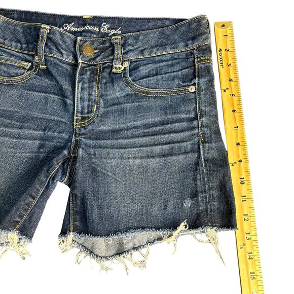 American Eagle Stretch  Off Frayed Shorts Medium Blue Womens Size 6 - Picture 3 of 7